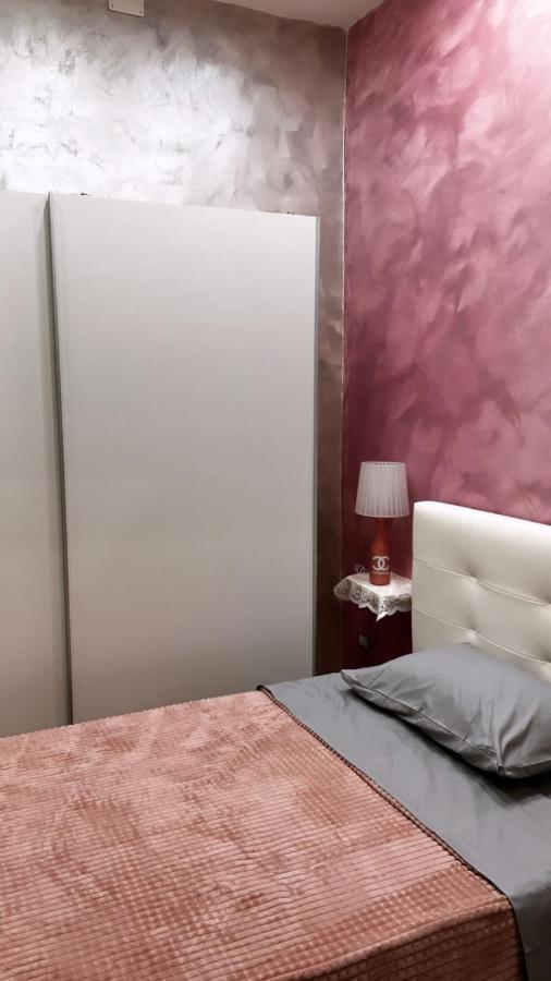 Mary Luna B&B Napoli Bagian luar foto